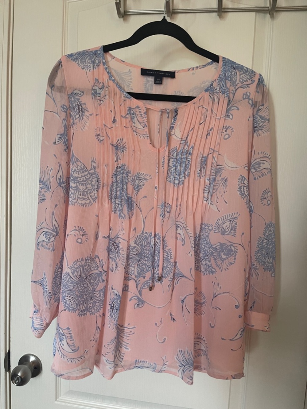 Tommy Hilfiger Light Pink Floral Pintuck Peasant Blouse